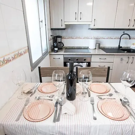 Cepero Center 4 *