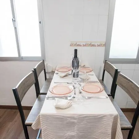 Cepero Center 4 Homestay